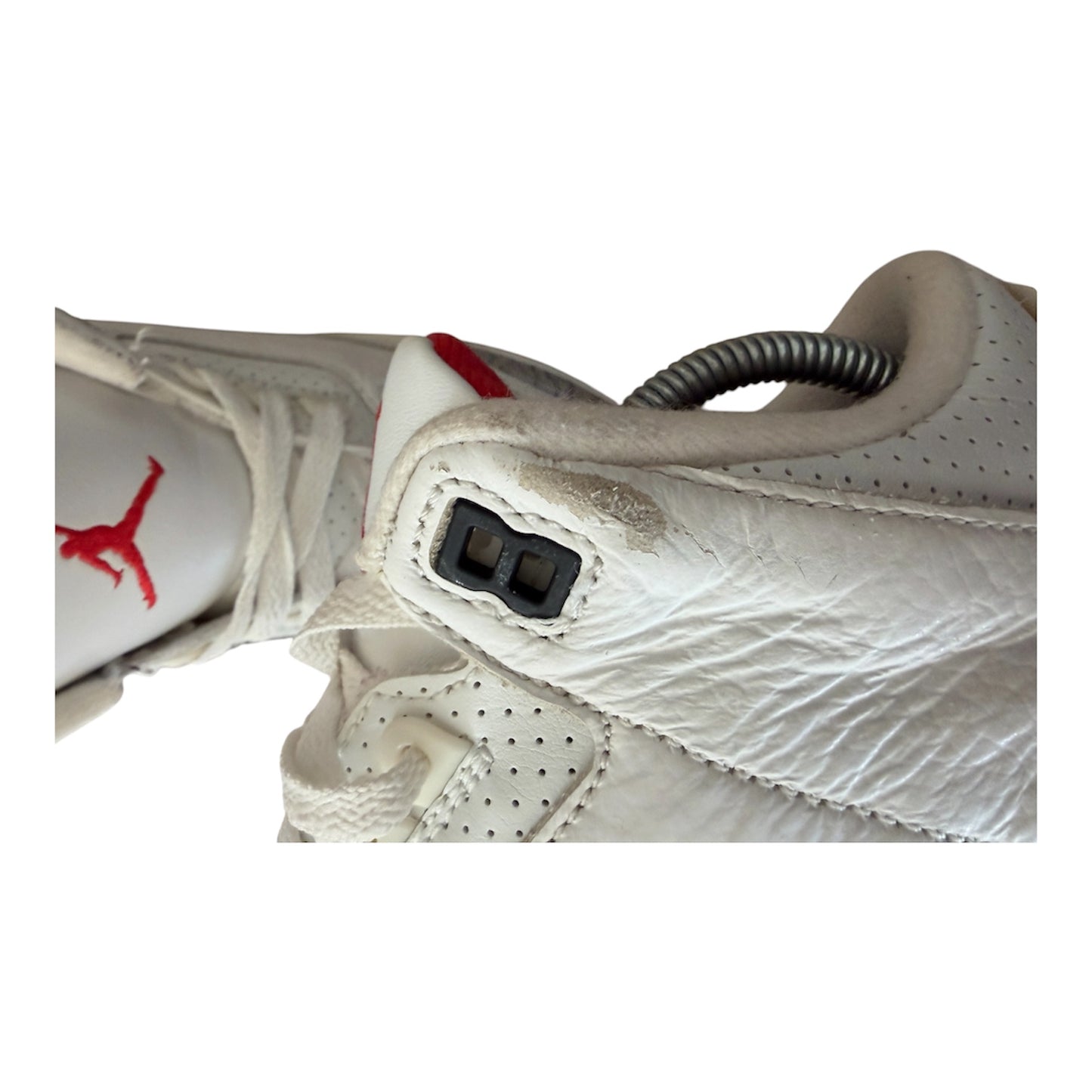 Jordan 3 White Cement Reimagined (Taille 39 / Occasion)